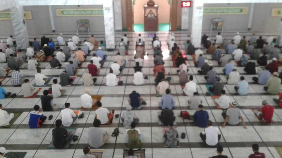 Masjid Syiarul Islam Kembali Gelar Salat Jumat, Panjatkan Qunut Nazilah