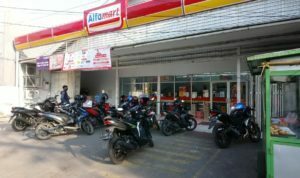 Kawanan Rampok Sasar Minimarket