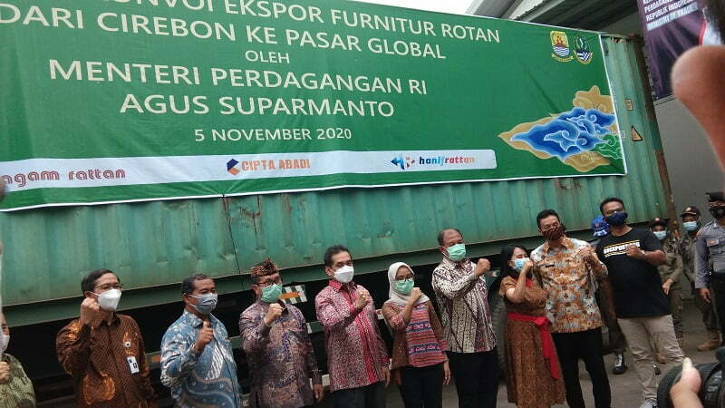 Menteri Perdagangan Lepas Konvoi Ekspor Rotan Cirebon ke Pasar Global