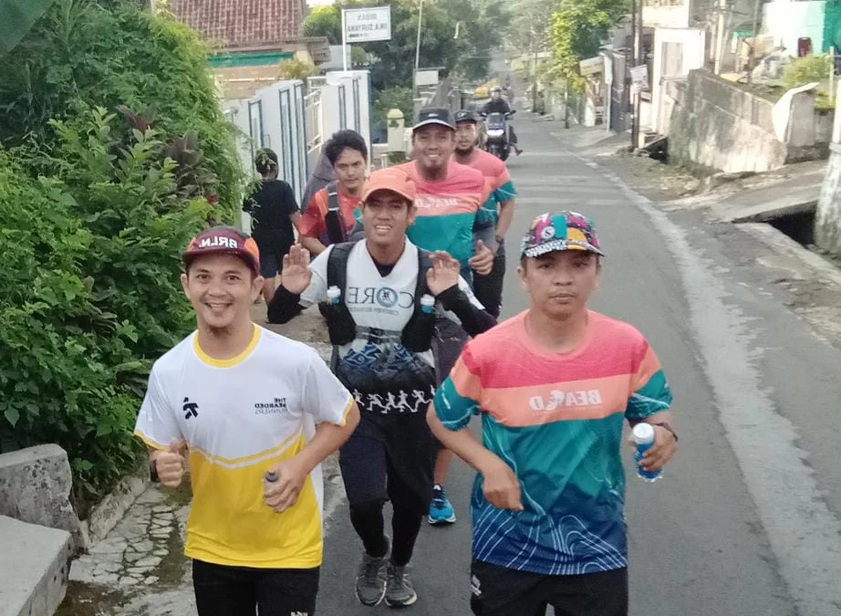 TBR chapter Cirebon rutin jogging setiap minggu pagi, lari untuk sehat, sehat untuk ibadah./ Ist.radarcirebon.id