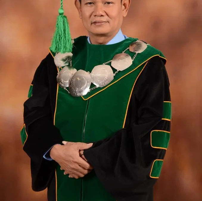 Guru besar UGJ Cirebon Prof Achmad Faqih