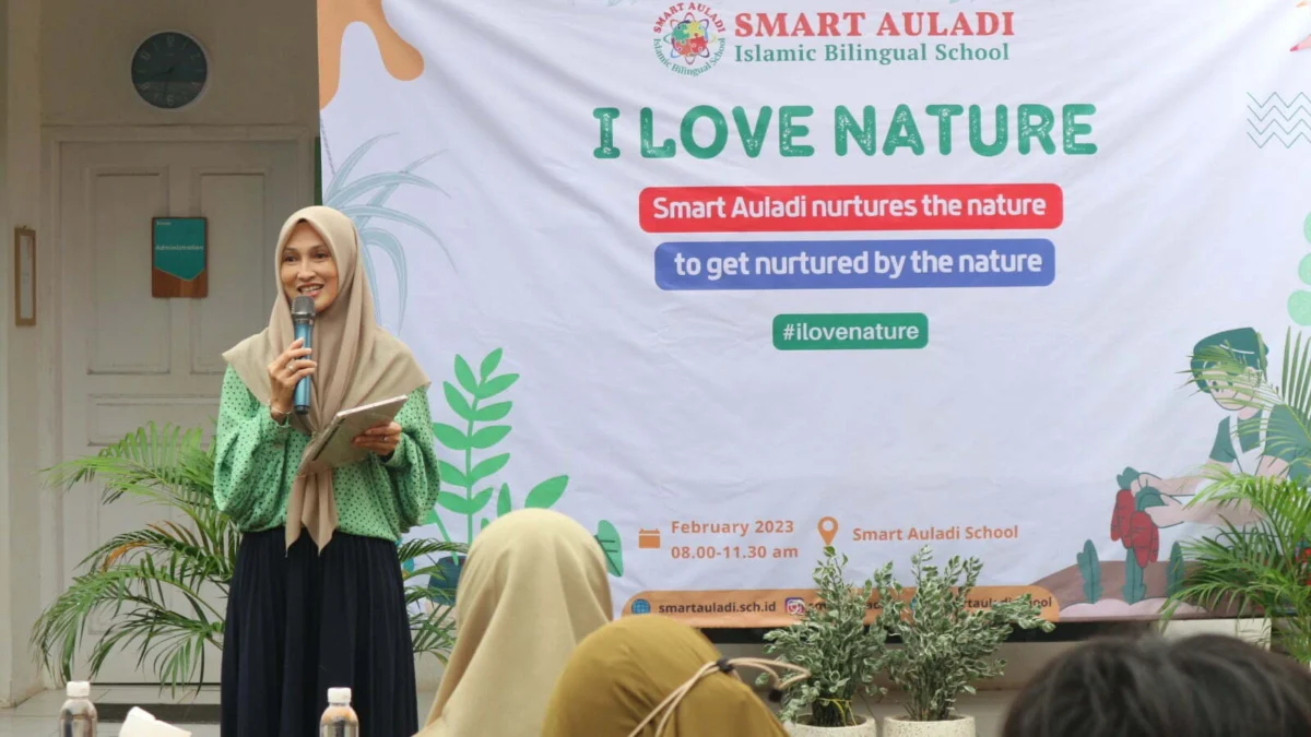 SD Smart Auladi Cirebon mensyukuri alam yang Allah SWT ciptakan, sebagai langkah dalam beryukur. I Love Nature adalah program terbaru dari SD Smart Auladi Cirebon.