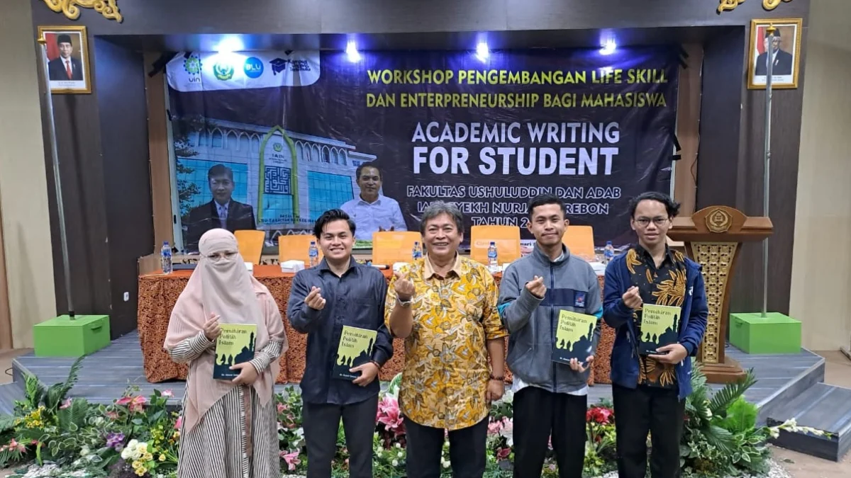 4 Mahasiswa Pada Kegiatan Academic Writing FUA IAIN Syekh Nurjati Cirebon