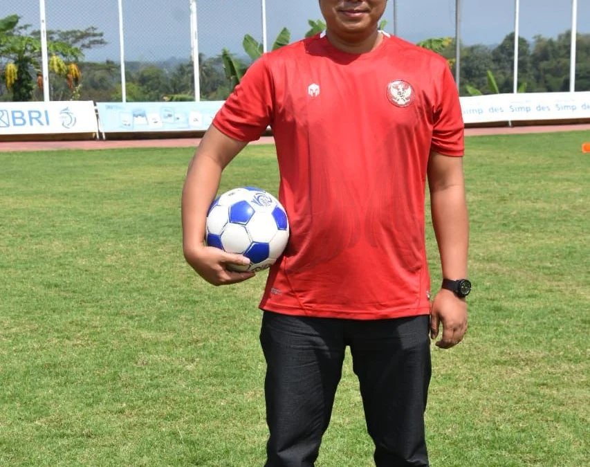 Sekjen Asprov PSSI Jawa Barat mengumumkan info seleksi pra PON XXI 2024 untuk cabor sepak bola putra.