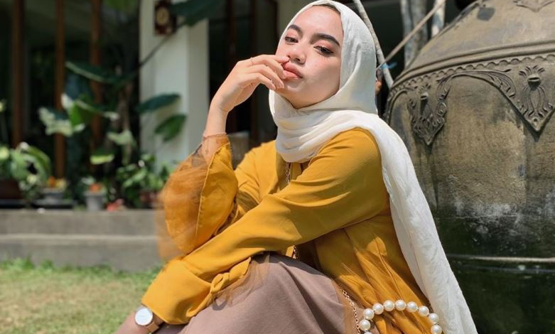 Baju Kuning Cocok Dengan Jilbab Warna Apa Berikut Kombinasinya Radar Cirebon Id 