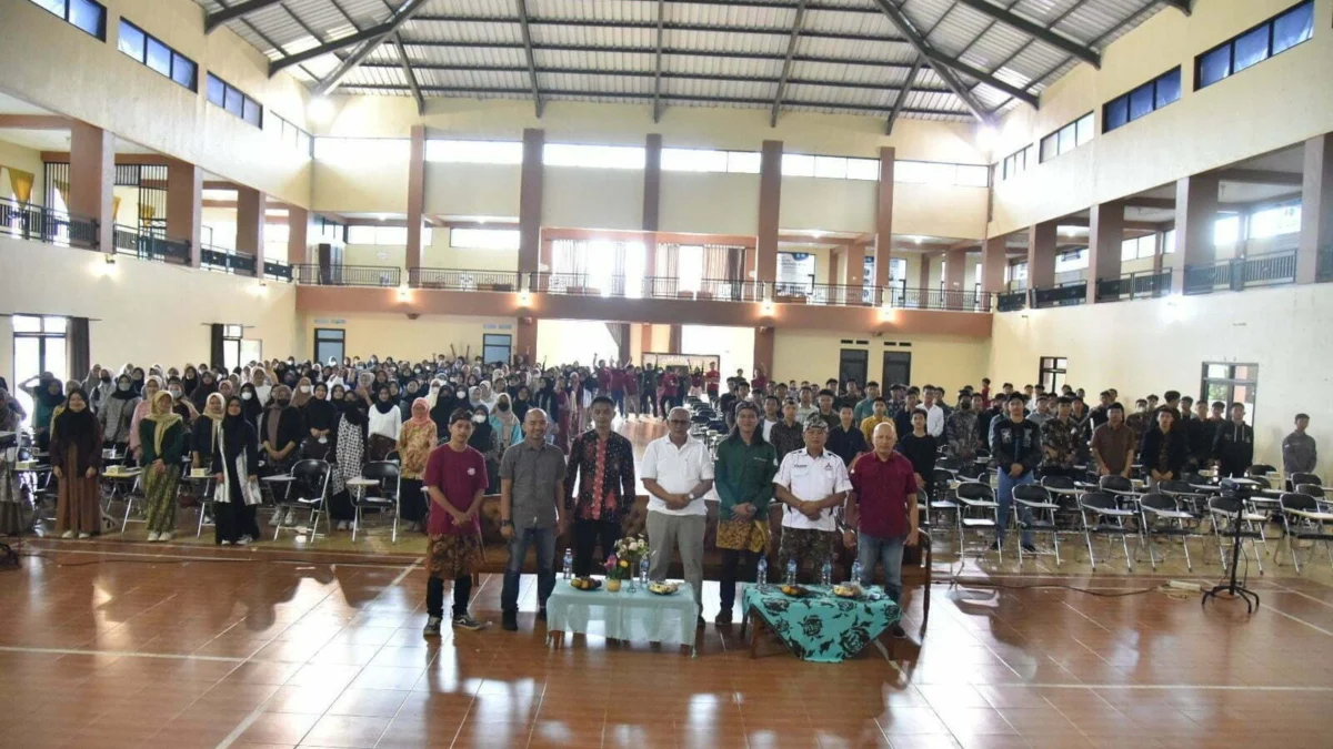Kuliah di Jogjakarta, IPMK Fasilitasi Siswa di Kuningan Dengan Try Out