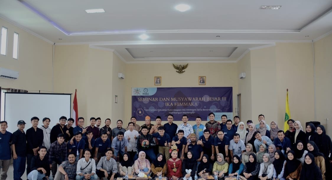 Seminar dan Musyawarah Besar (Mubes) serta Rapat Kerja (Raker) pengurus besar Ikatan Alumni (IKA) Himpunan Mahasiswa Majalengka (Himmaka) Bandung dilaksanakan, Minggu (5/3)