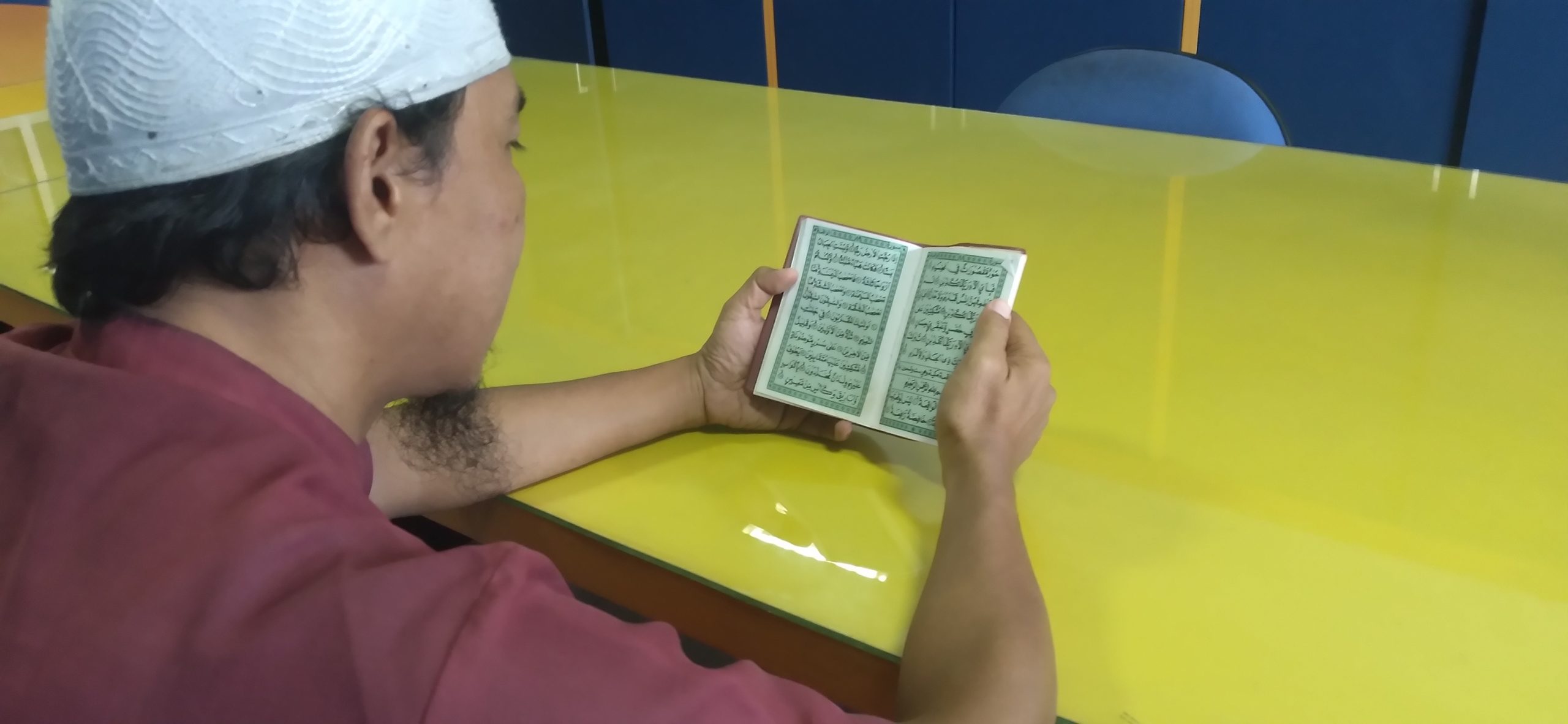 membaca alquran di bulan ramadhan