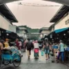 Pasar Kanoman Cirebon tutup jam