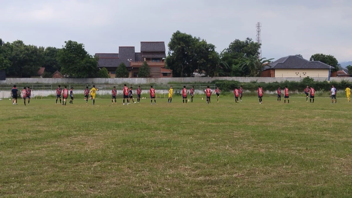 Stadion Warung Jambu  Majalengka tapi terpilih menjadi  tempat Training Center (TC) Tim Nasional (Timnas) Pelajar U-18