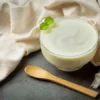 Masker susu dancow dengan minyak zaitun