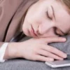 Hati-hati! 5 Kebiasaan Tidur Wanita yang Berbahaya
