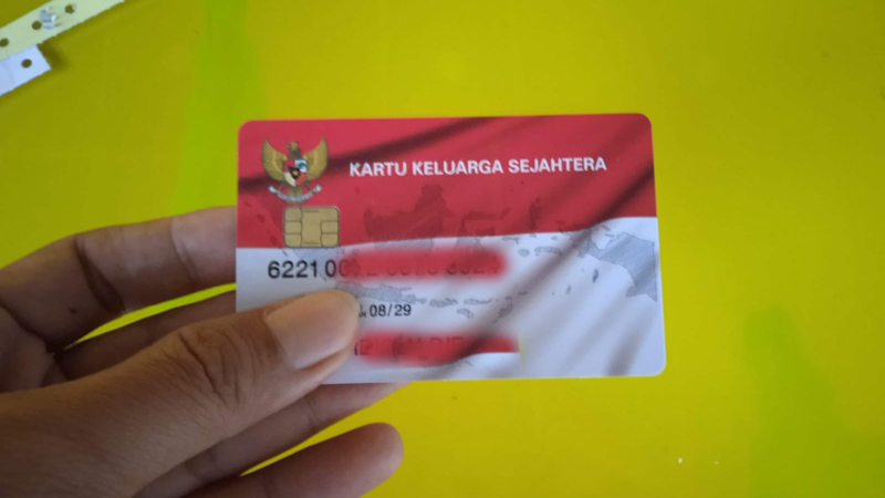 CEK ATM! Bansos BPNT Senilai Rp400.000 Cair Langsung ke Pemilik ATM Merah Putih