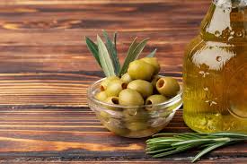 9+ Manfaat minyak zaitun untuk kesehatan pengobatan penyakit.