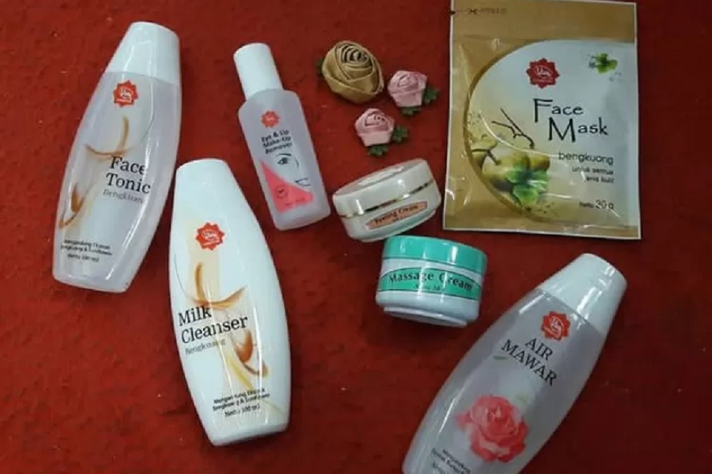 Cara Memakai Air Mawar VIVA, Viva Mace Mask Bengkuang dan Milk Cleanser