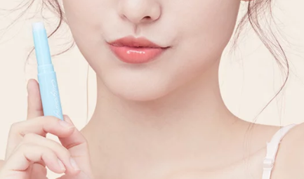 Cara Memilih Lip Balm, Agar Bibir Tetap Sehat dan Terlindungi