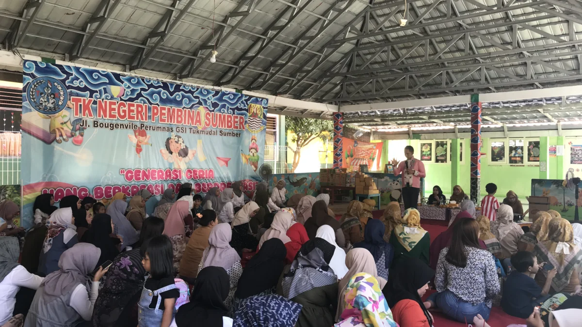 TK Negeri Pembina Sumber Sukses Gelar Seminar Parenting. Bersama Kak Ifan Kenali Gaya Belajar Anak