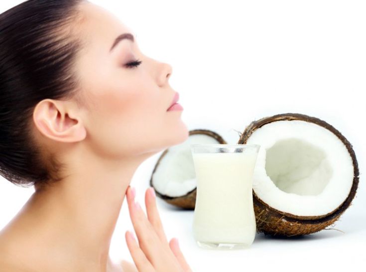 manfaat air kelapa muda untuk kulit wajah.