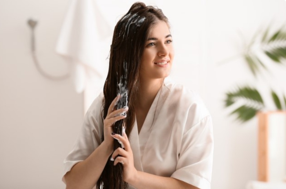 Urutan Menggunakan Hair Care yang Benar Mencegah Kebotakan dan Menyuburkan Rambut, jadi Berkilau. 10 Caranya Ada Disini!