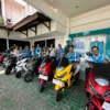 Keliling Kota Anti Polusi, PLN UP3 Cirebon Melaksanakan Konvoi Motor Listrik