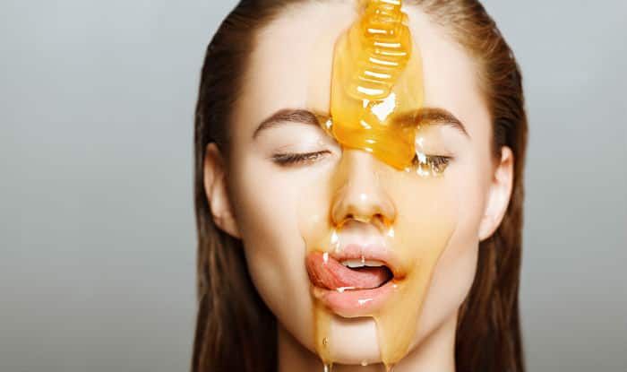 Manfaat madu untuk wajah.