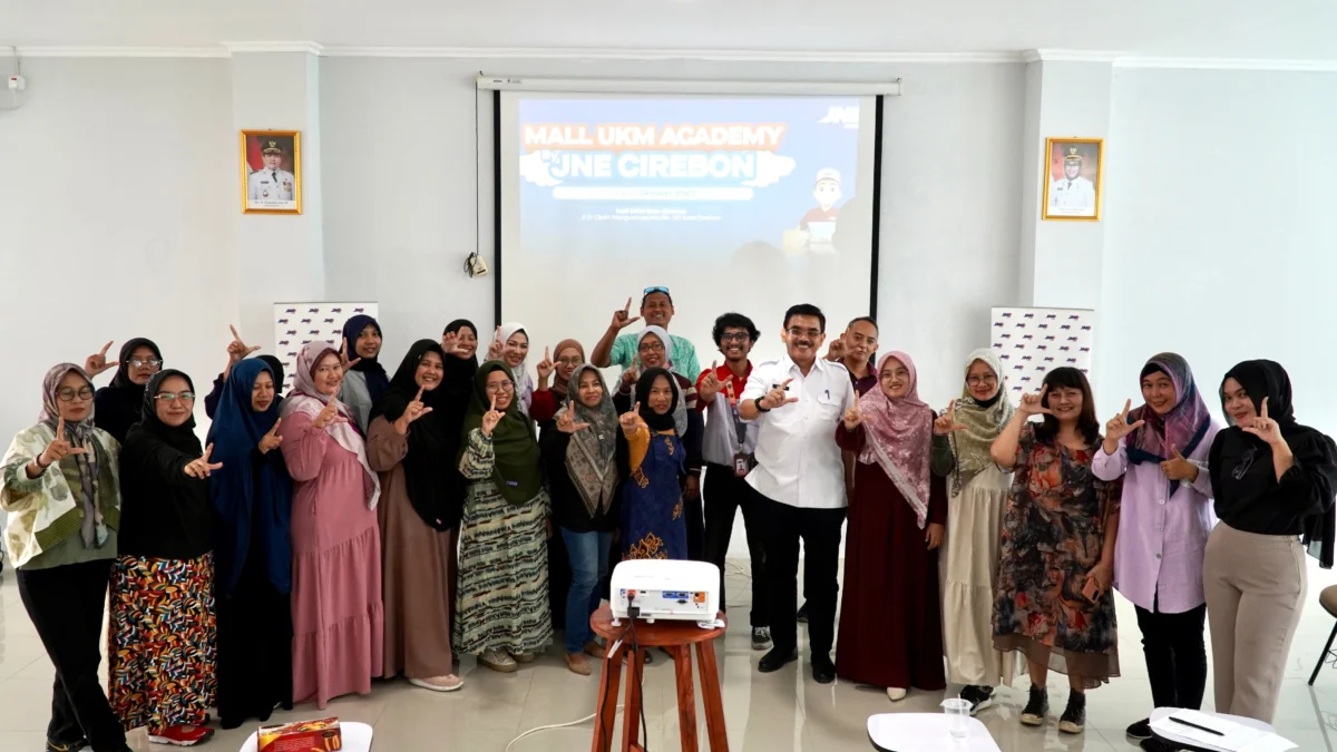 Gelar Program Mall UKM Academy JNE Cirebon Dorong UMKM Naik Kelas