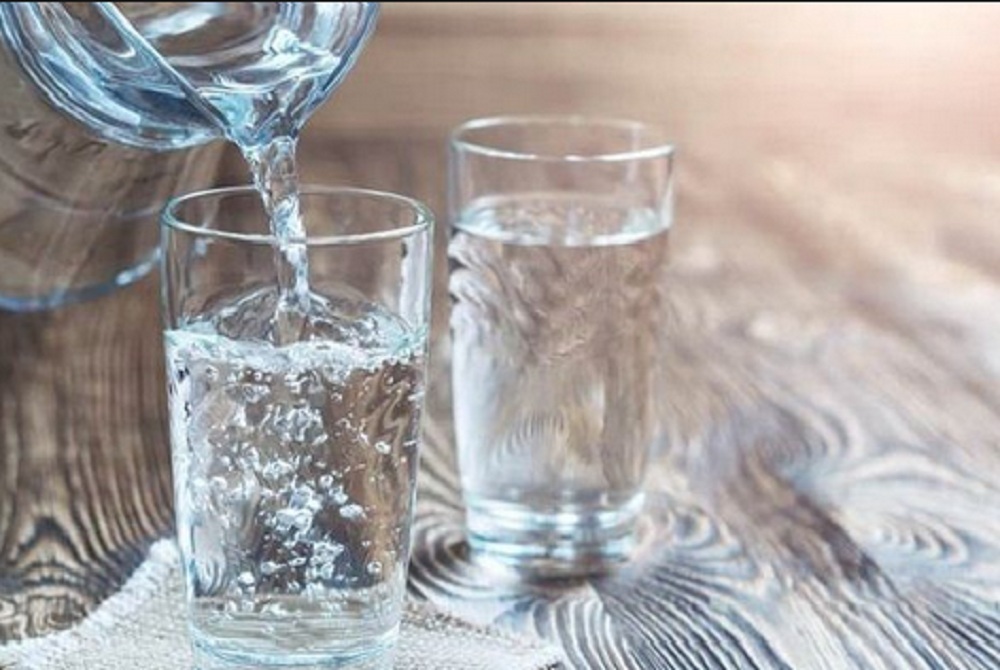 manfaat meminum air hangat