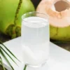 Cara minum air kelapa yang benar