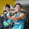 Potret Henhen Herdiana saat sesi latihan Persib Bandung