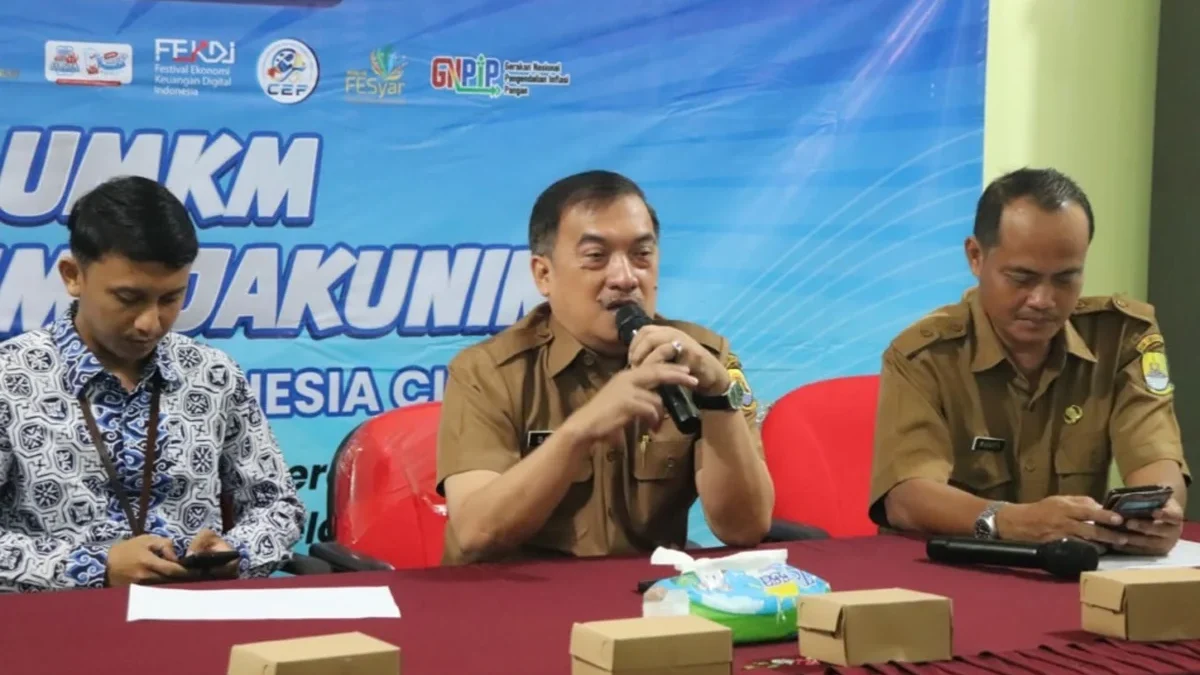 Dinas Koperasi dan Usaha Kecil dan Menengah (Dinkop UKM) Kabupaten Cirebon membekali para pelaku UMKM melalui