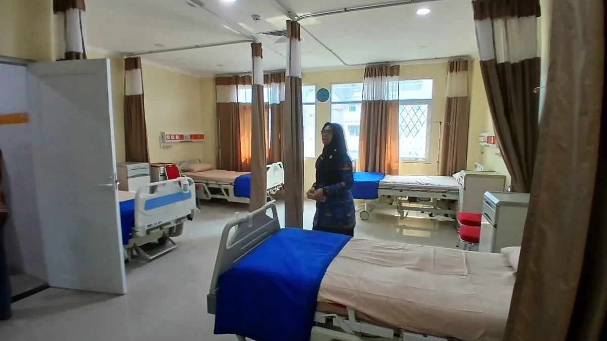 Rumah Sakit Daerah (RSD) Gunung Jati menjadi salah satu pilot project yang menerapkan standar minimal ruang ra