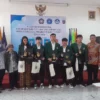 STMIK IKMI Cirebon menggelar acara pelepasan bagi lima mahasiswa asing yang mengikuti program Double Degree da