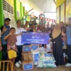 xl bantu korban gempa Gorontalo